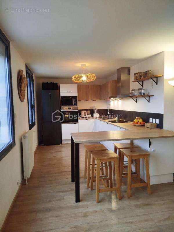 Appartement à VIZILLE