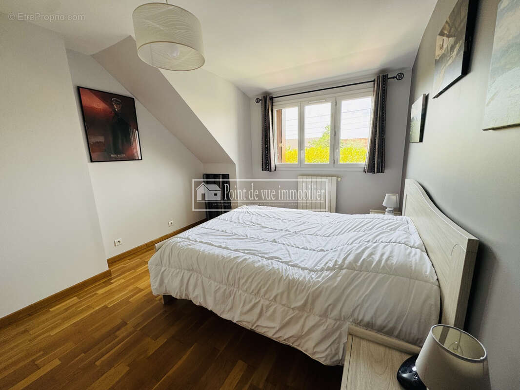 Maison à SAVIGNY-SUR-ORGE