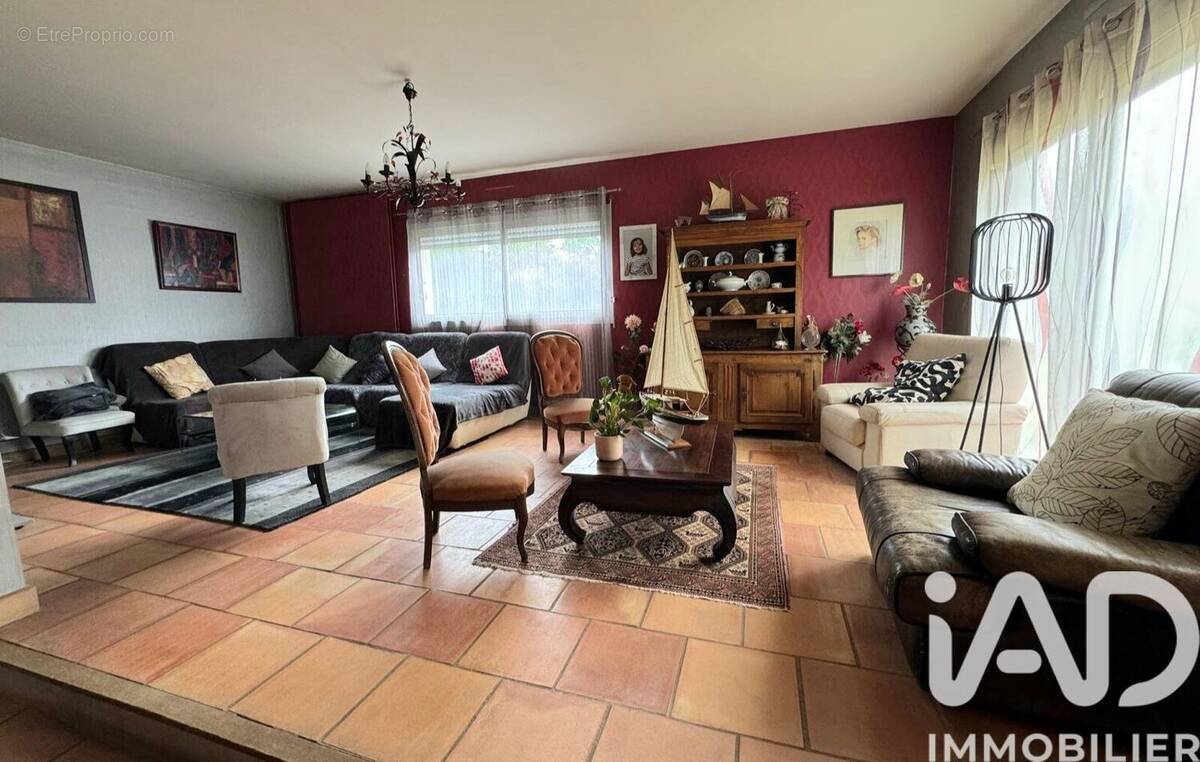 Photo 1 - Maison à ARTANNES-SUR-INDRE