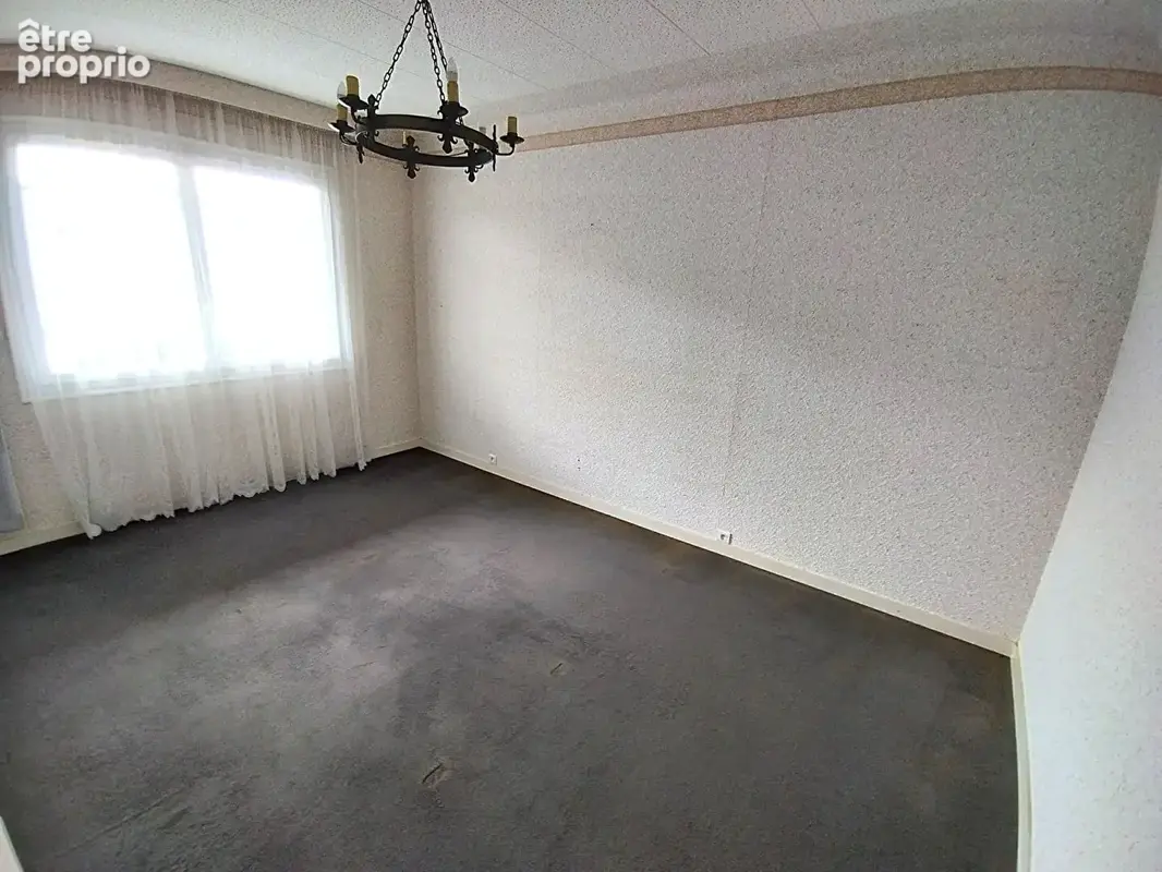 Maison plain-pied Cholet 94 m2, 3 chambres, garage et jardin clos - photo 7