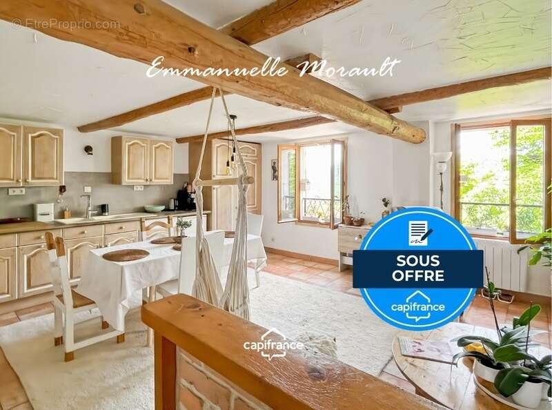 Appartement à BAGNOLS-EN-FORET