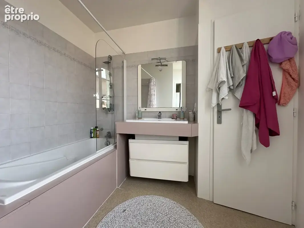 Maison 88 m² à Lantignie  - photo 7