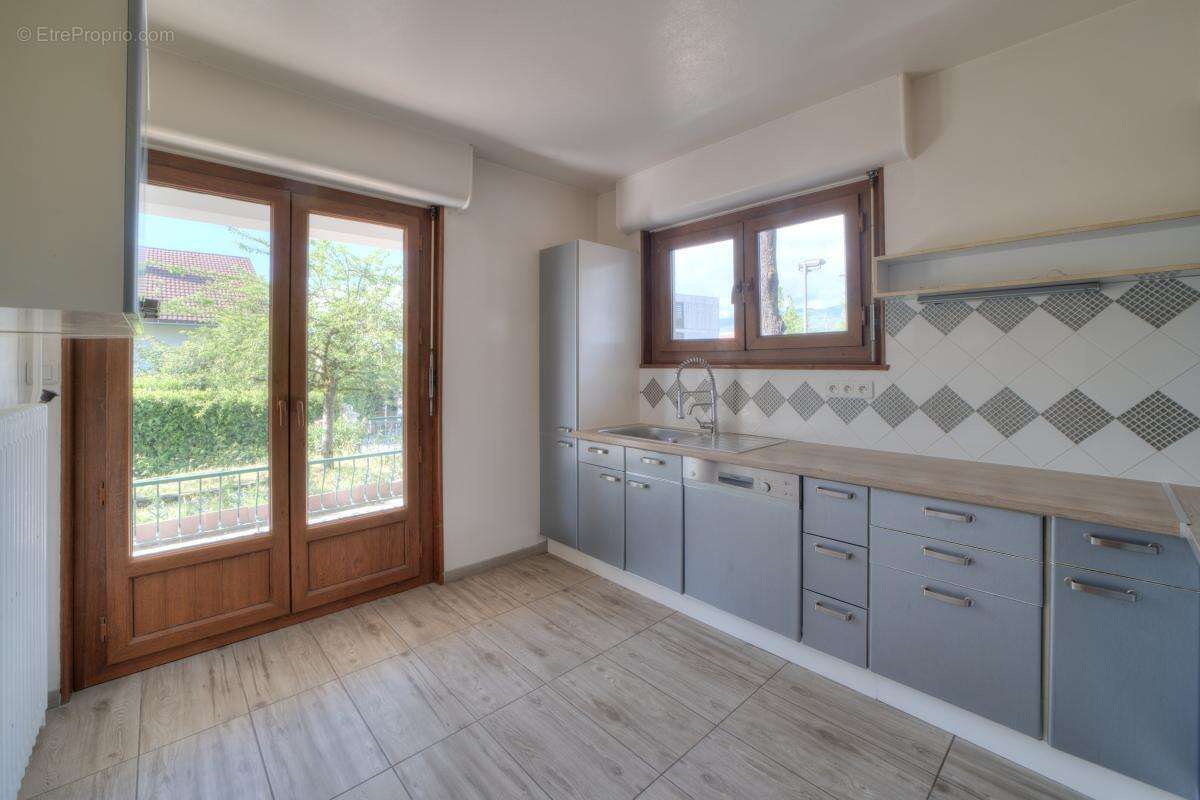 Appartement à BELLEGARDE-SUR-VALSERINE