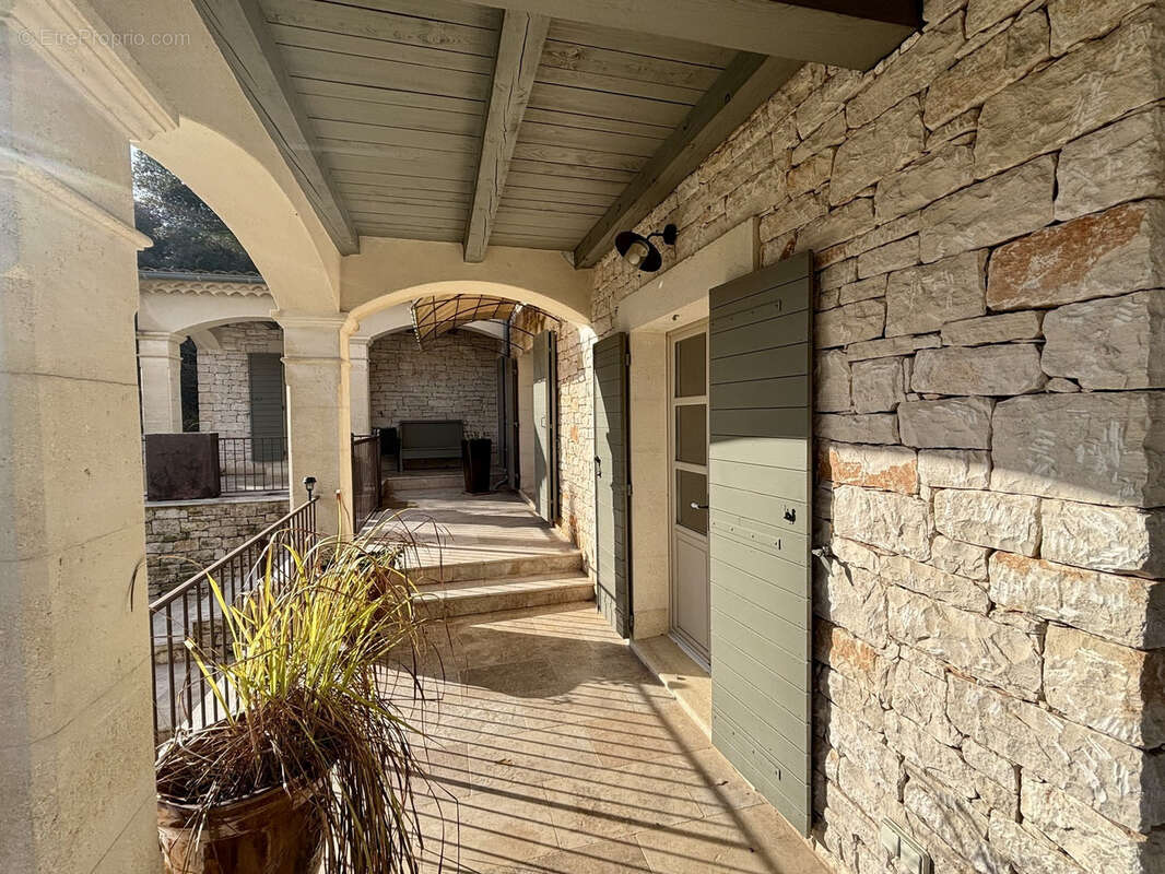 Maison à GOUDARGUES