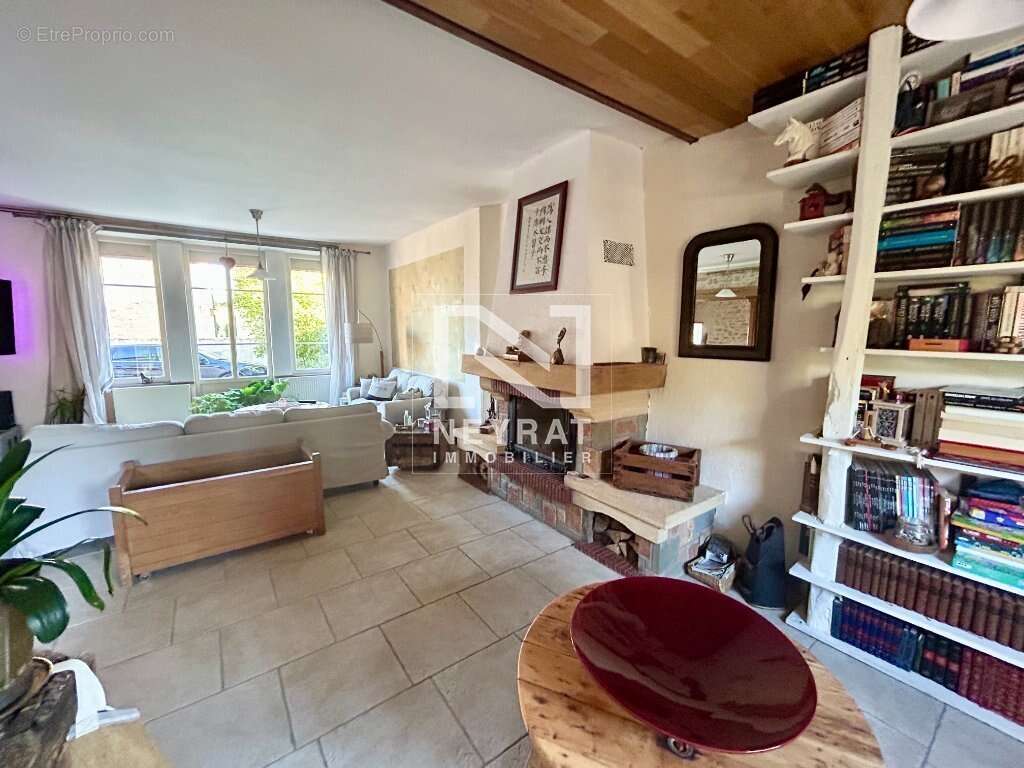 Maison à SENNECEY-LE-GRAND