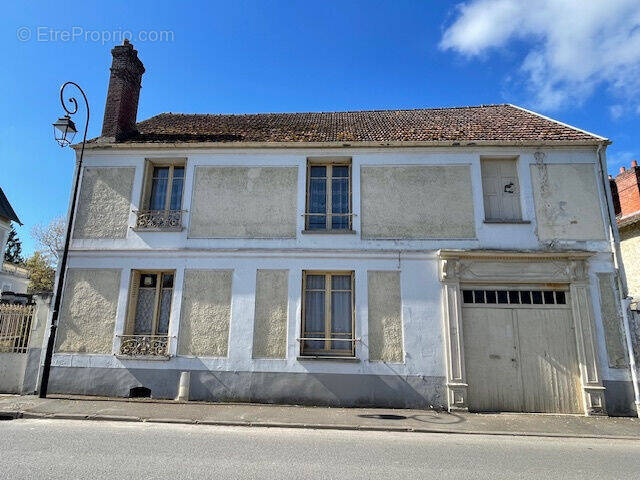 Photo 1 - Maison à JOUY-SUR-MORIN