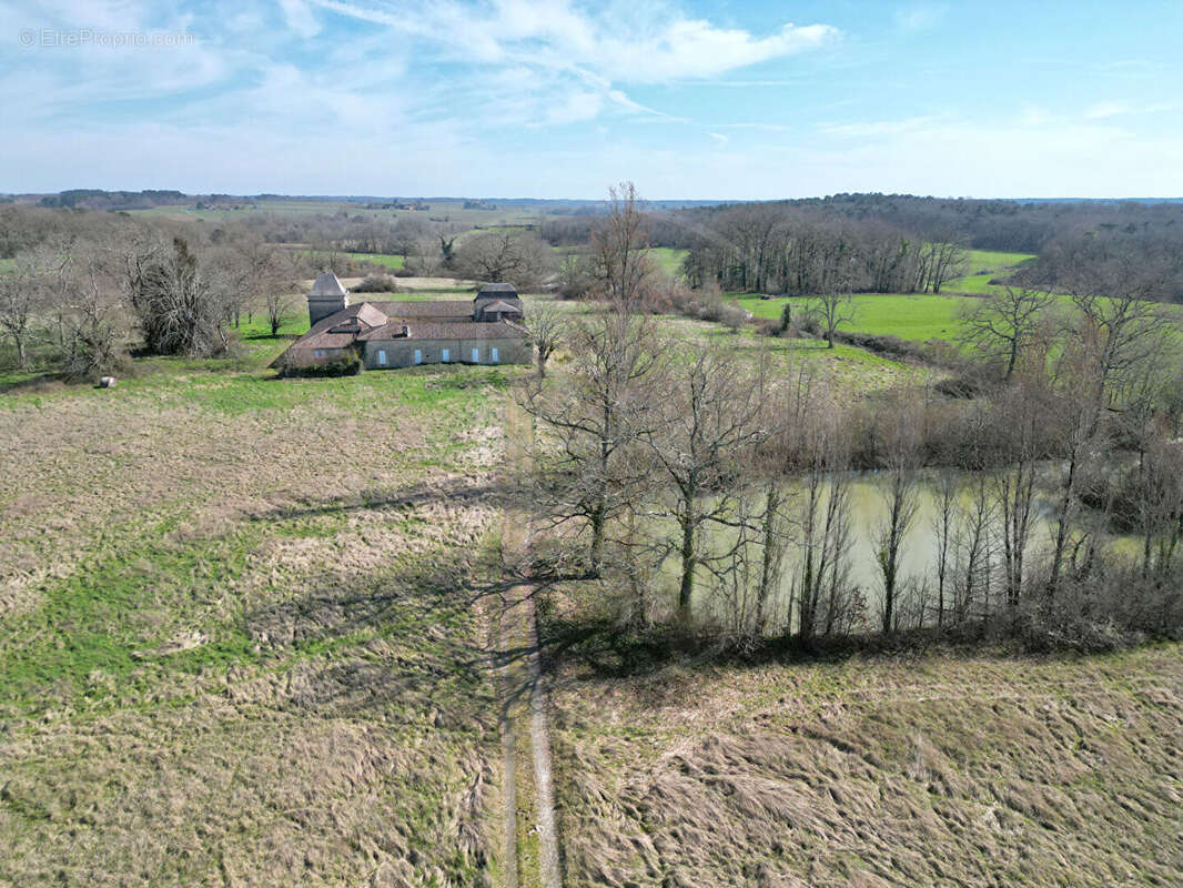 Maison à SAUVETERRE-DE-GUYENNE