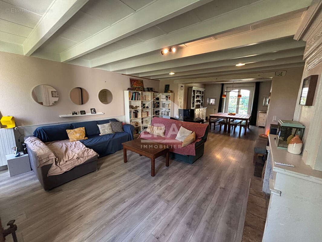 Maison à SAINT-CIERS-SUR-GIRONDE