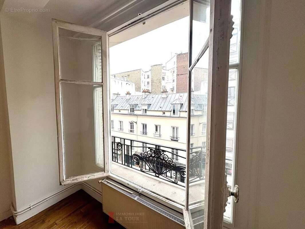 Appartement à PARIS-17E