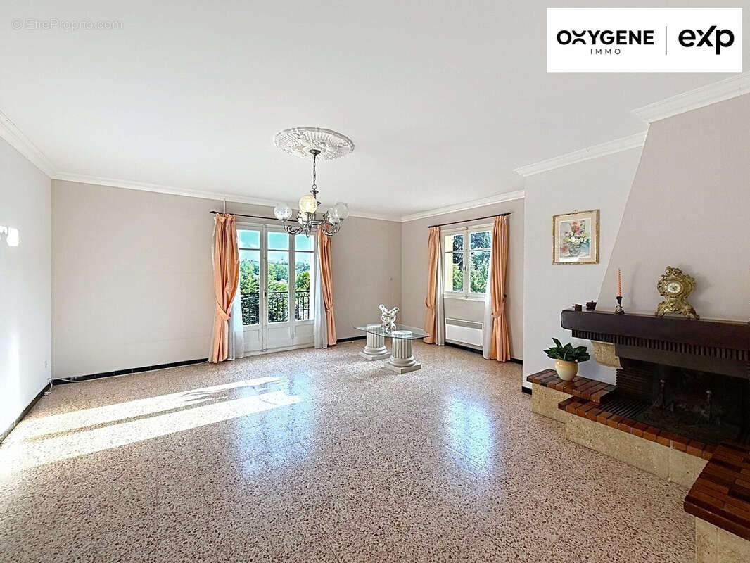 Maison 167 m² à Saint-Feliu-D'avall  - photo 6