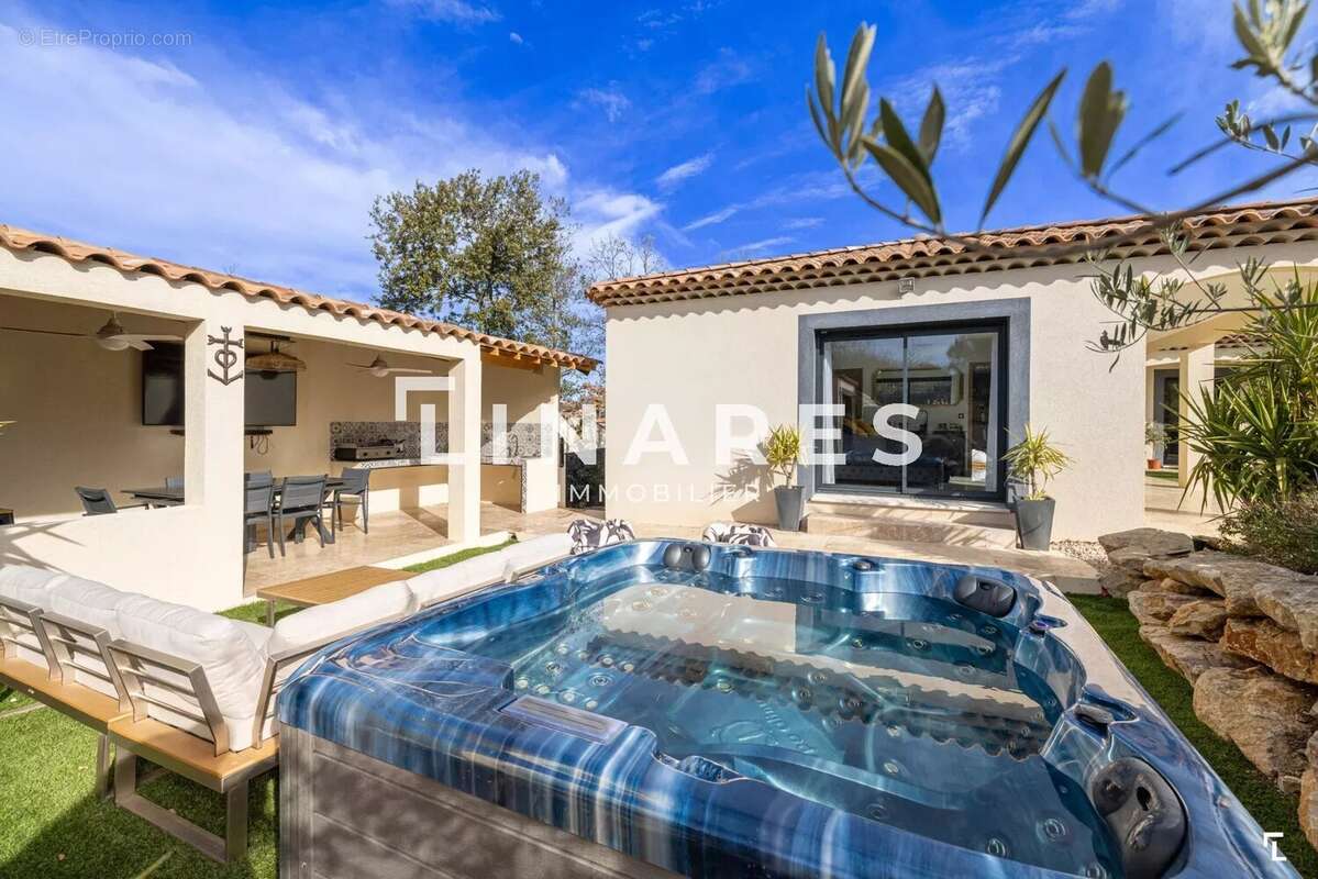 Maison à PLAN-D'AUPS-SAINTE-BAUME