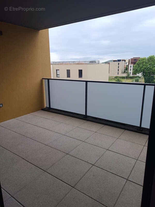 Appartement T3   54 m2   St Jean de Vedas - 2019 - photo 4
