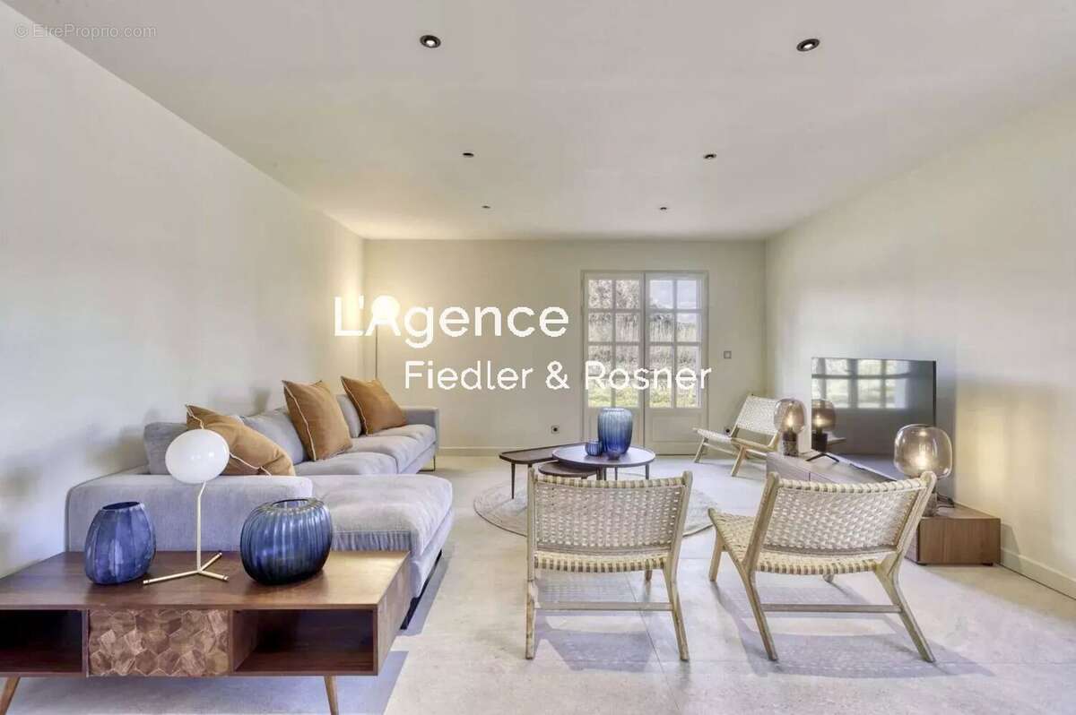 Maison à RAMATUELLE