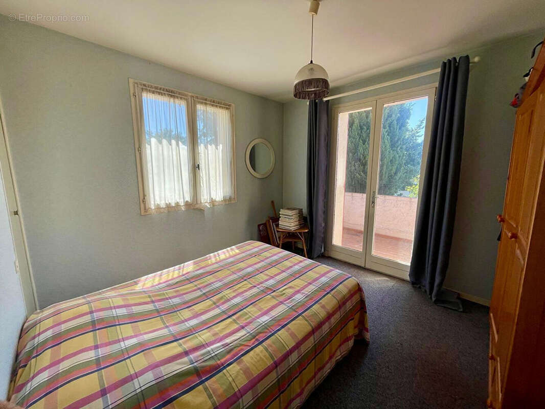 Autre à L&#039;ISLE-SUR-LA-SORGUE