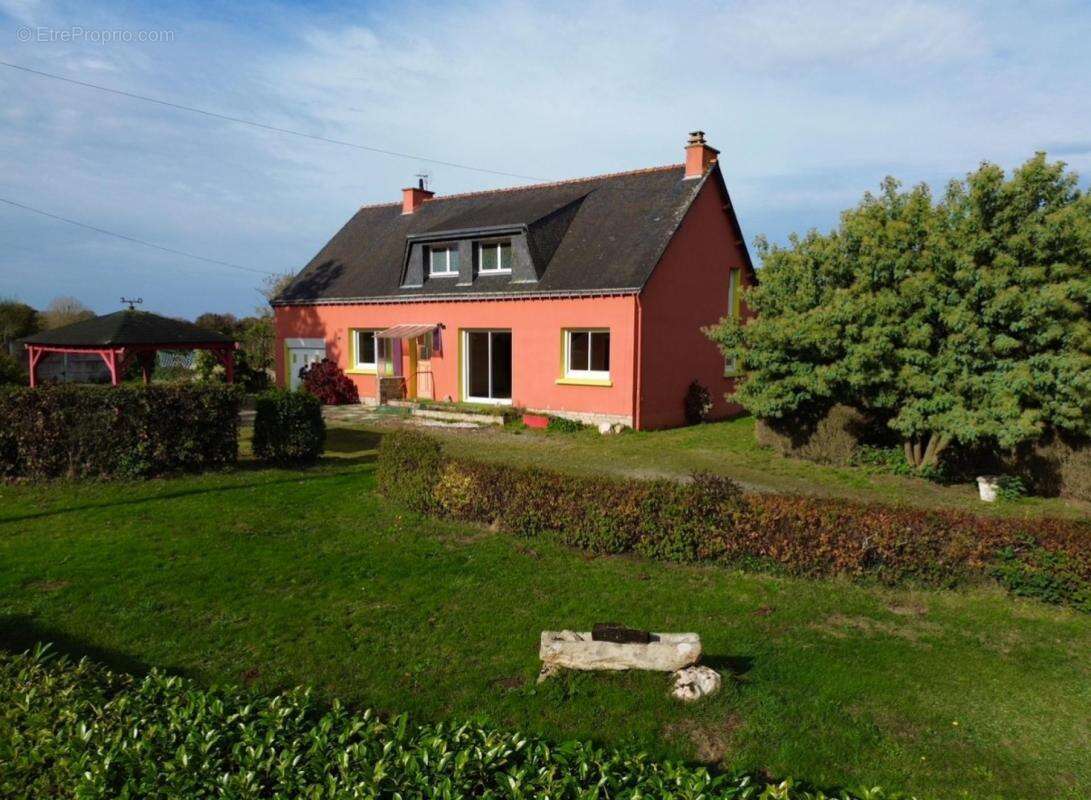 Maison à PLEUCADEUC