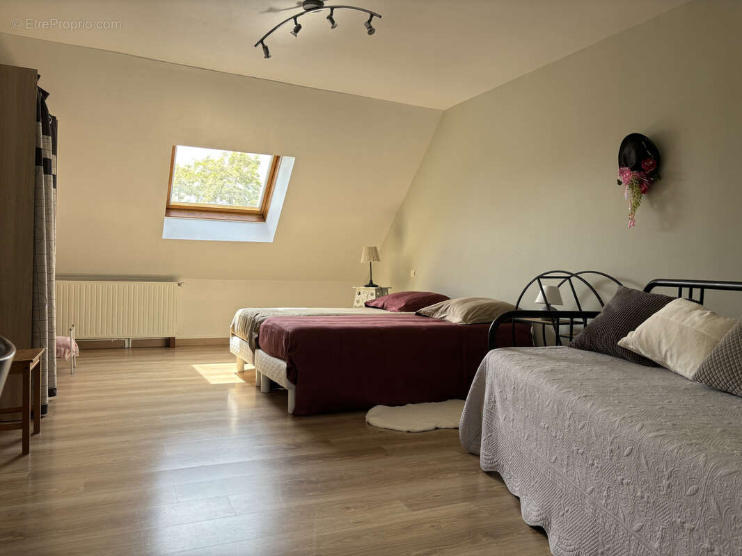 Maison à LE PIN-LA-GARENNE