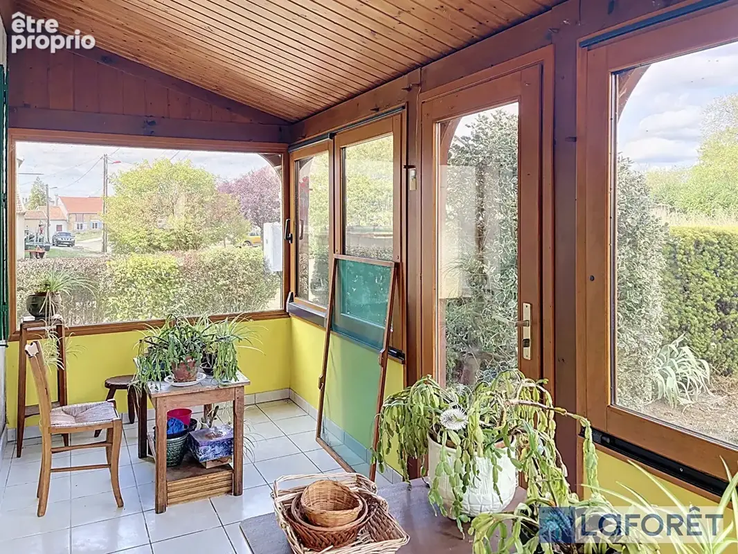 Maison Is-en-Bassigny 8 pièce(s) 160,40 m2 - photo 2