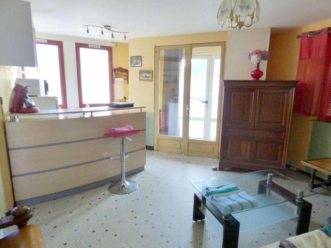 Appartement à CARHAIX-PLOUGUER