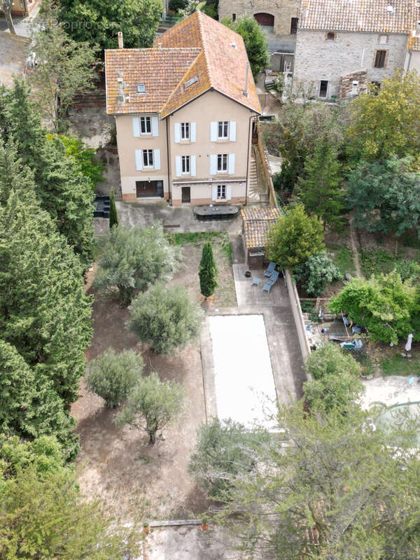 Maison à VILLENEUVE-LES-CORBIERES