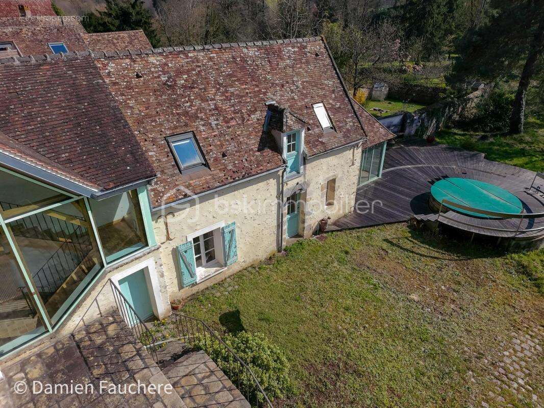Maison à SAINTE-MESME