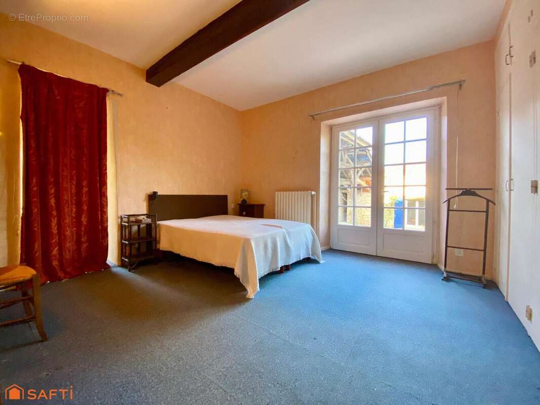 Maison 200 m² à Sainte-Colombe-De-Villeneuve  - photo 9