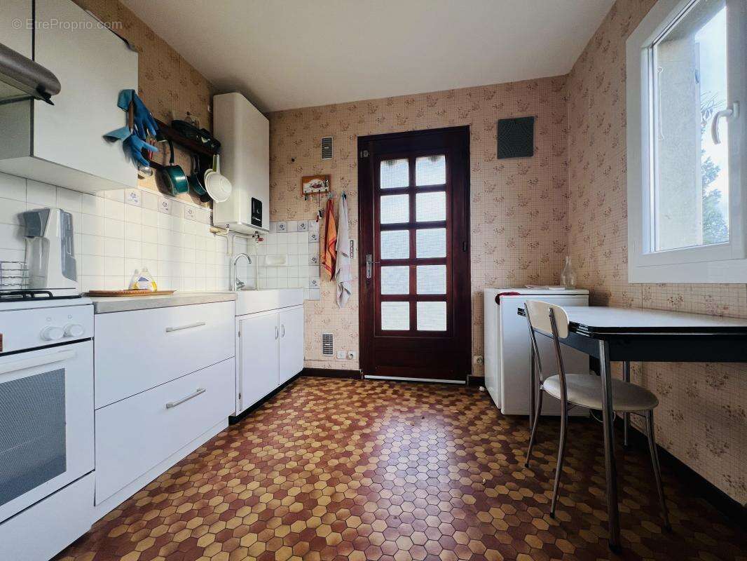 Maison 82 m² à Masleon  - photo 5