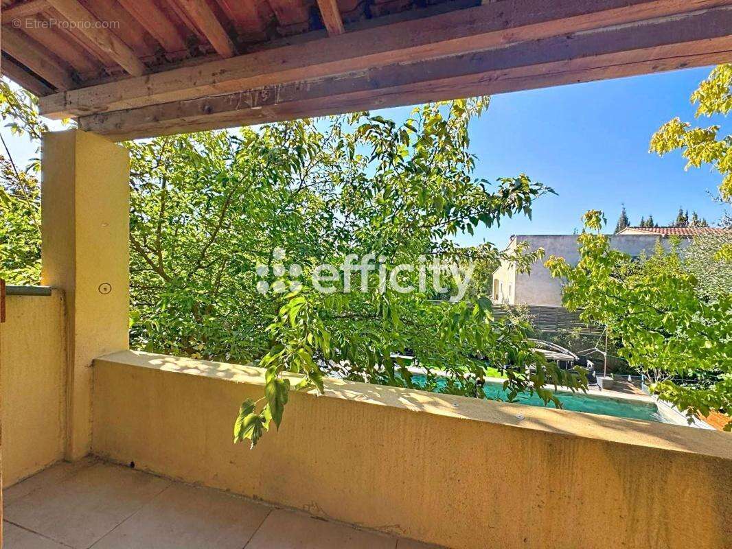 Maison 140 m² à Saint-Cannat  - photo 15