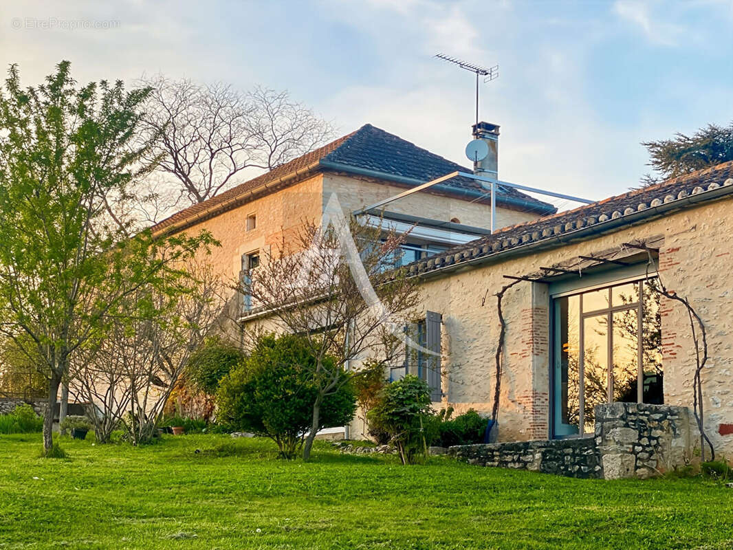 Maison à FLORESSAS