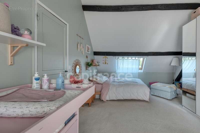 Maison à BRIIS-SOUS-FORGES