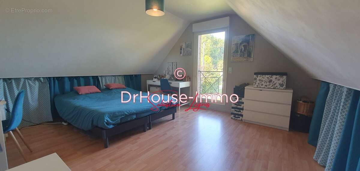 Maison à TILLOY-LEZ-MARCHIENNES