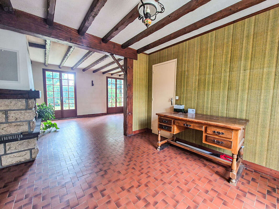 Maison à SIVRY-COURTRY