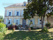 Maison à SAINT-THOMAS-DE-CONAC