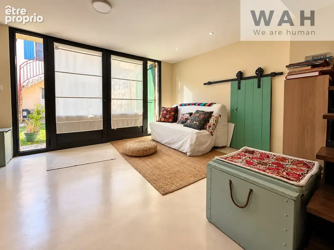 Maison esprit loft avec mezzanine et terrasse au Cailar - photo 11