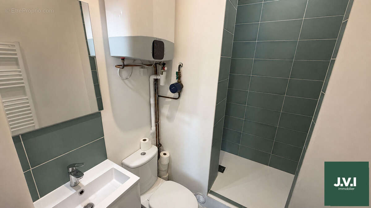 A VENDRE Appartement F1 22 m² Enghien Les Bains - photo 4