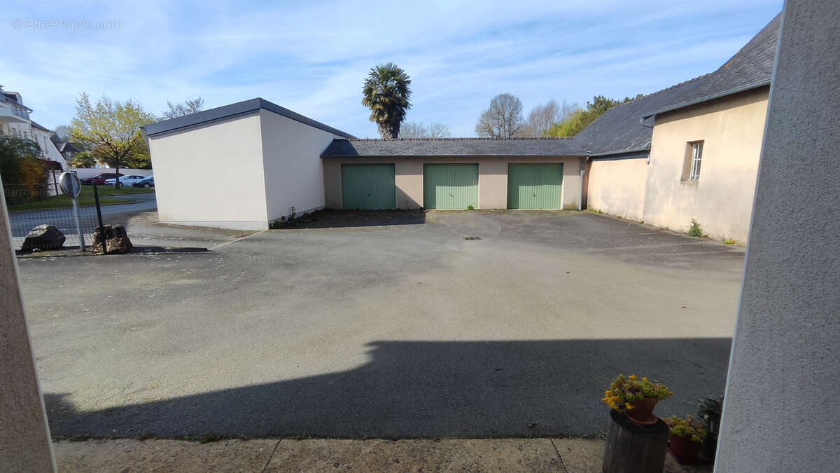 Maison à VERN-SUR-SEICHE