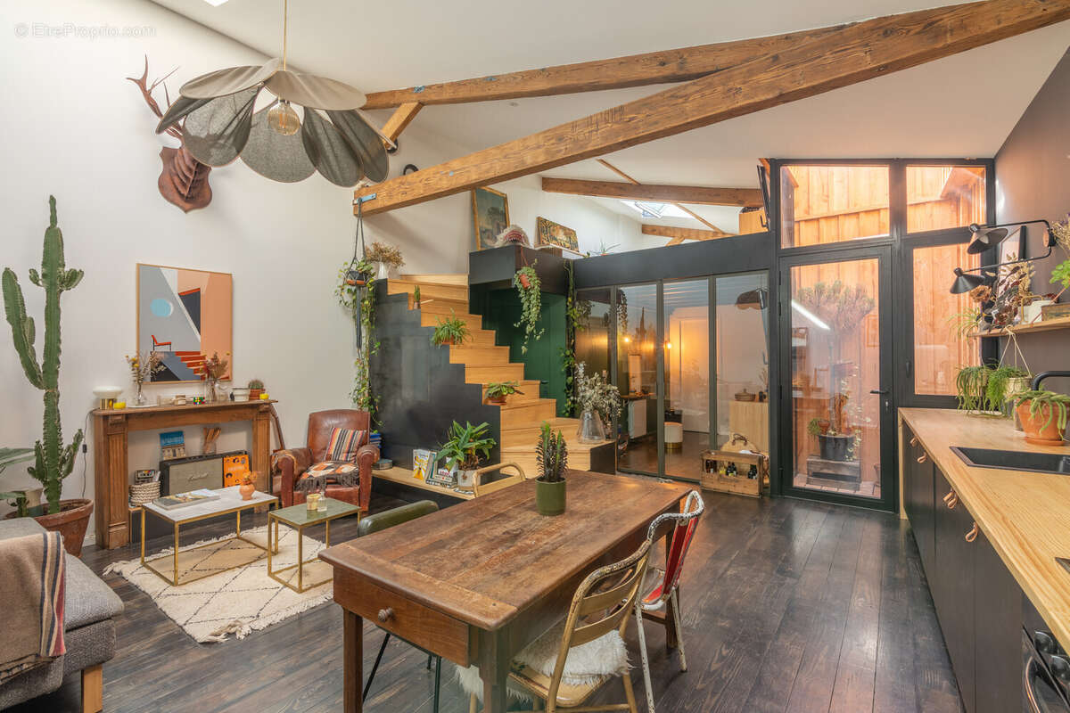 Appartement à BORDEAUX