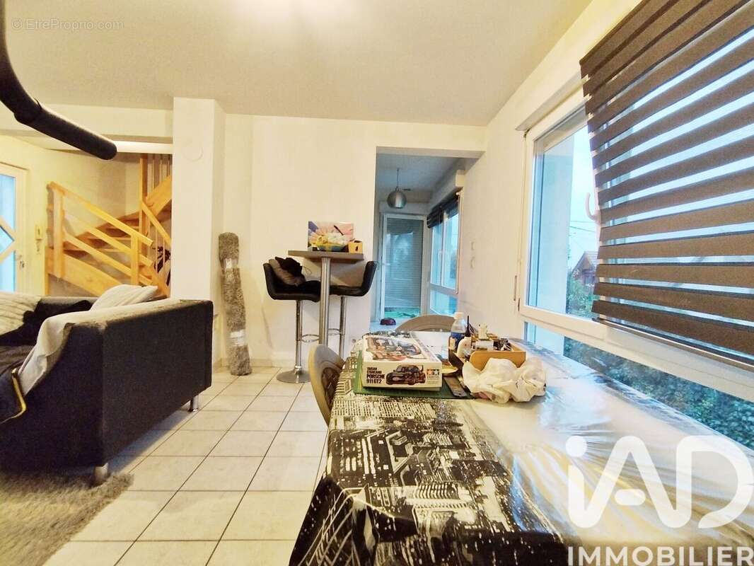 Photo 2 - Maison à ZIMMERSHEIM