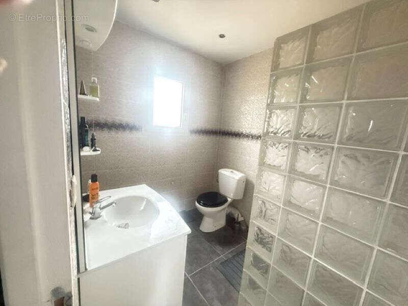 Maison à Canet 4 pièce(s) 70 m2 habitable sur 270m² de parcelle - photo 3
