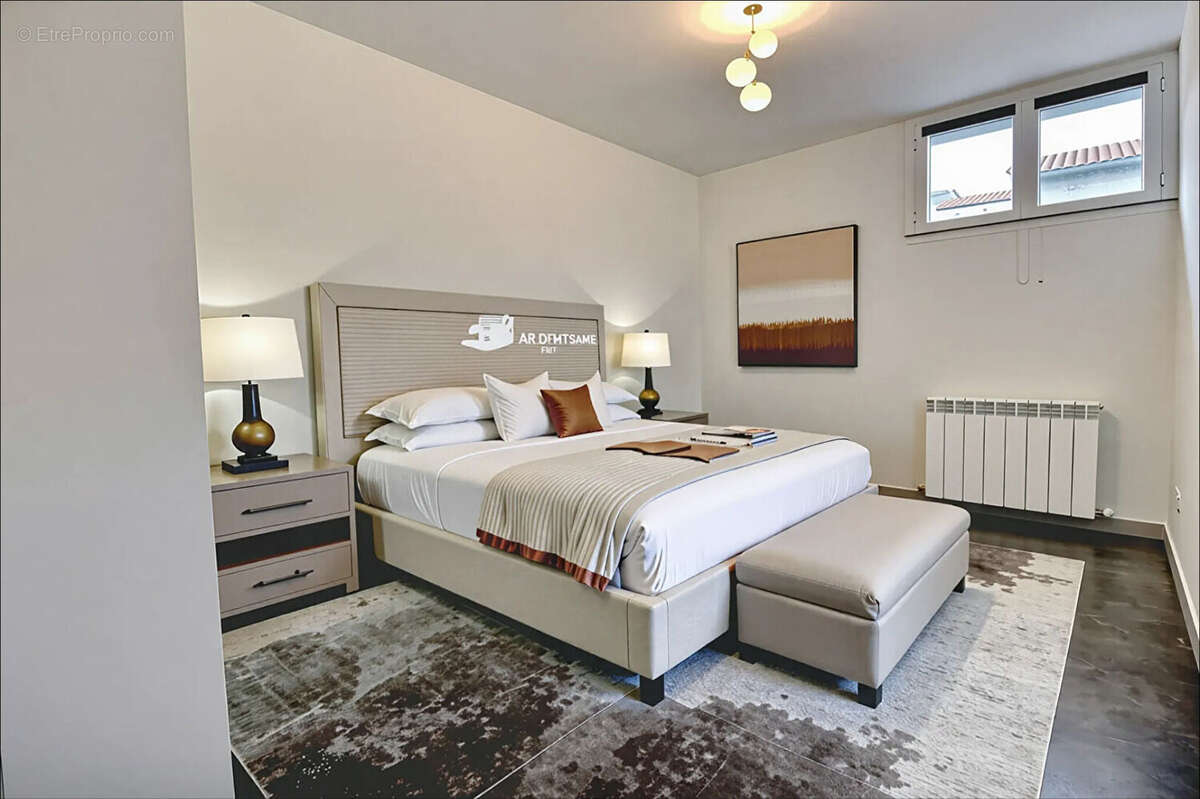 Appartement à ECOTAY-L'OLME