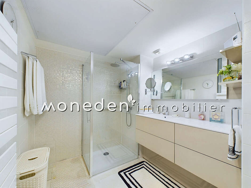 Appartement à SANARY-SUR-MER