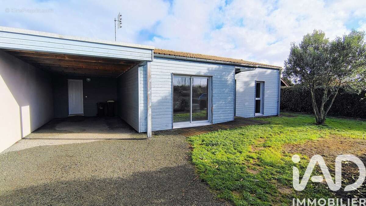 Photo 2 - Maison à FONTENAY-LE-COMTE