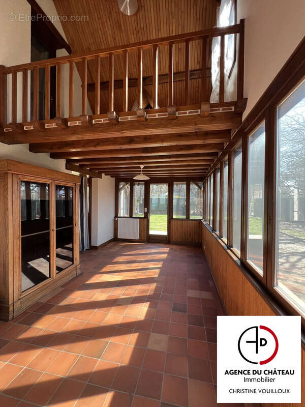 Maison à LES BORDES