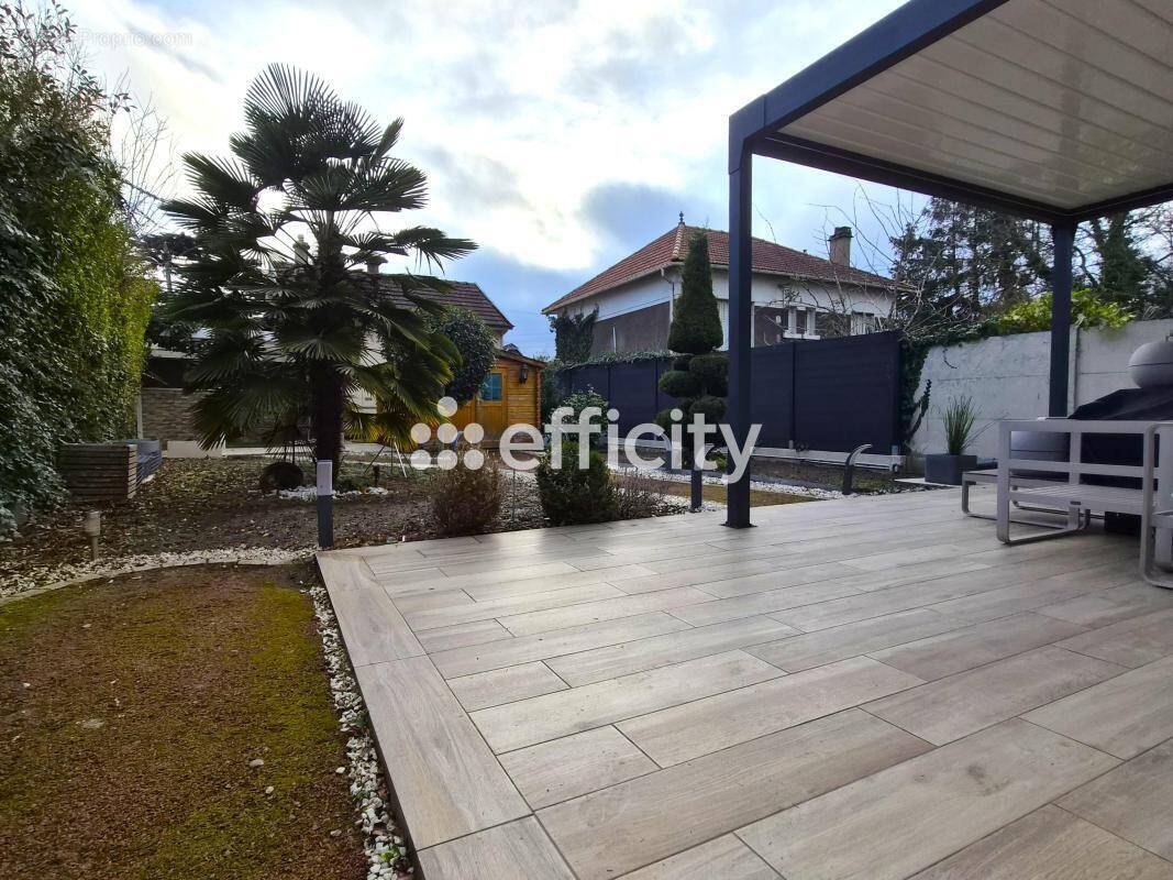 Maison à SAINT-PRIX