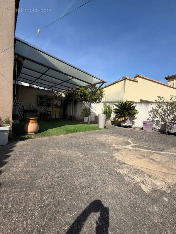 Maison à JONQUIERES