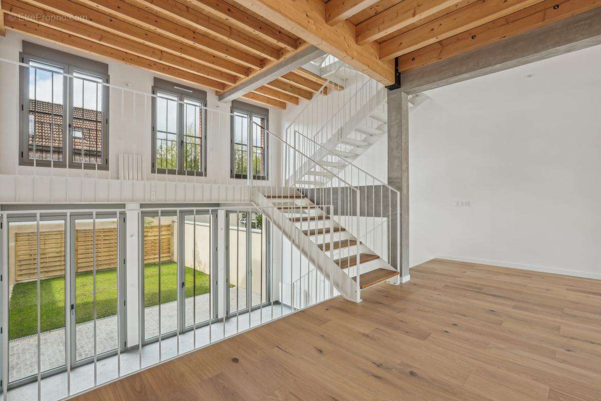 Appartement 361 m² à Versailles  - photo 5