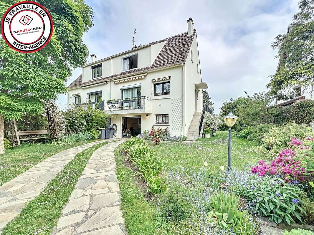 Maison à LONGJUMEAU