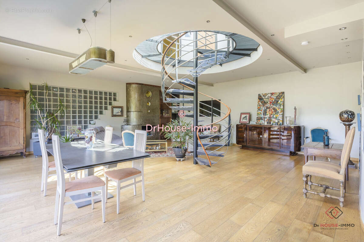 Maison à CHAMPIGNY-SUR-MARNE