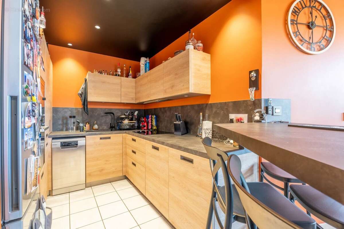 Appartement à MARENNES