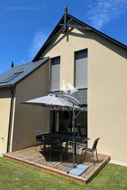 Maison à LE MINIHIC-SUR-RANCE