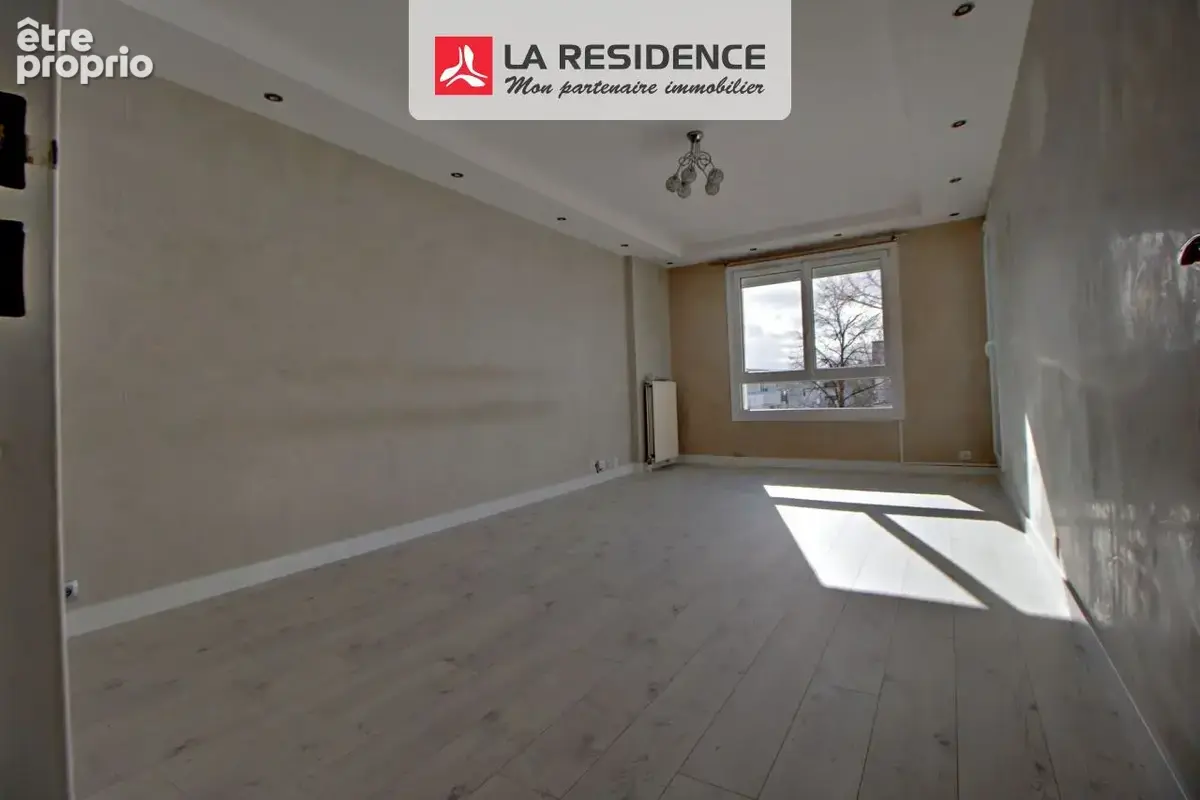 Appartement à PLAISIR